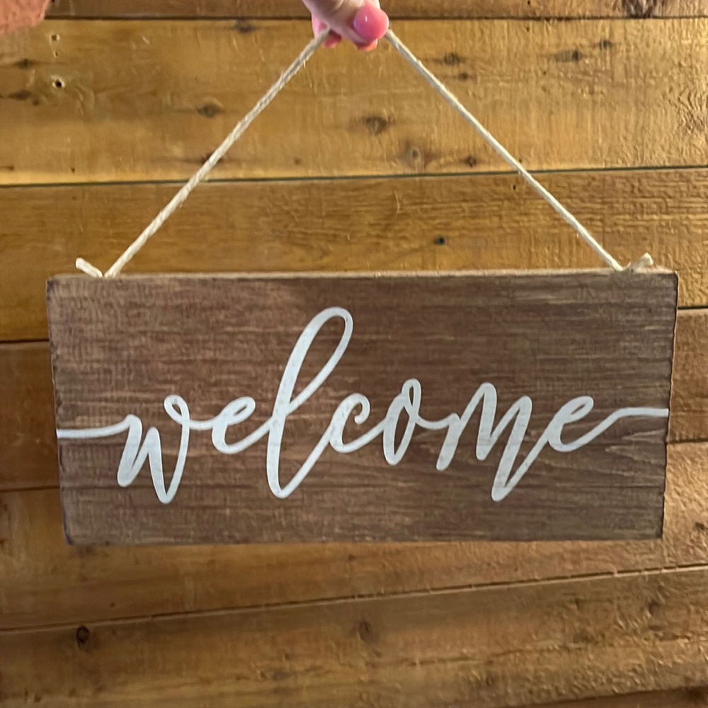 Welcome sign